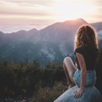 10 Amazing Tips to Keep Your Skin and Hair Healthy While Travelin